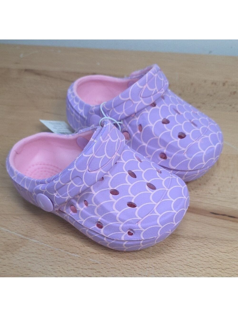 Kids Purple Slip-On Shoes Size 5/6